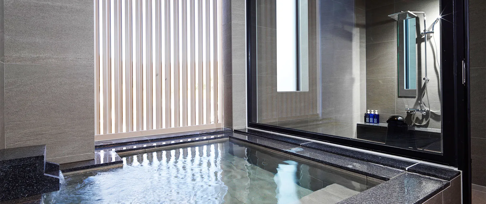 images:Junior Suite With Open-Air ONSEN Bath