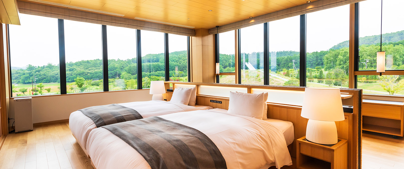 images:Premier Suite With Open-Air Bath