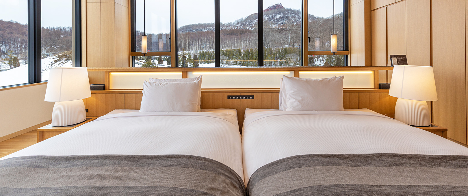 images:Premier Suite With Open-Air Bath