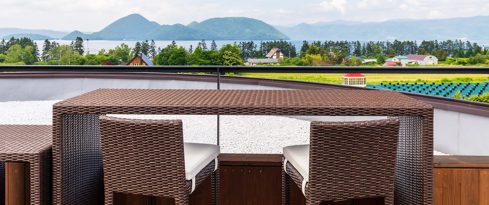 画像:温泉露天風呂付和洋室(西館)