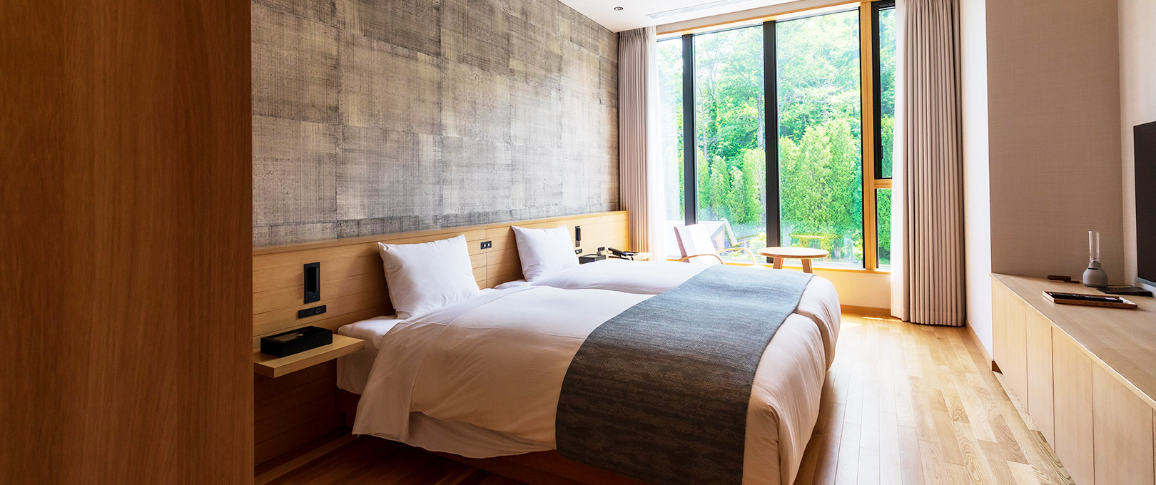 画像:温泉露天風呂付ジュニアスイート